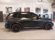 5YM13ET02R9S69900 2024 BMW X5