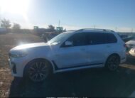 5UXCX6C02L9B45744 2020 BMW X7
