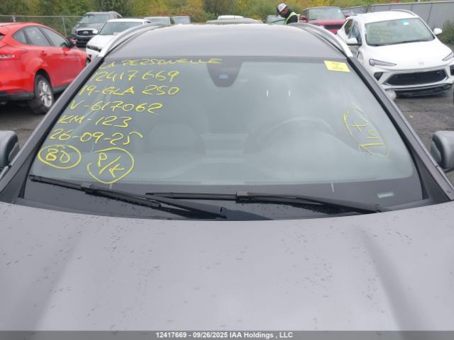 WDCTG4GB6KJ617062 2019 MERCEDES-BENZ GLA