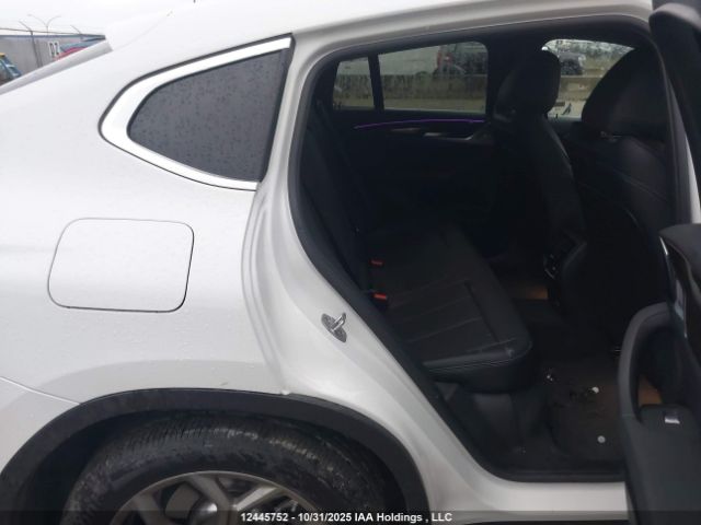 5UX33DT05S9010091 2025 BMW X4