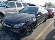 55SWF8HBXJU258797 2018 MERCEDES-BENZ C