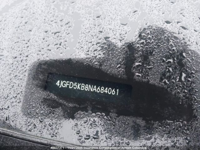 4JGFD5KB8NA684061