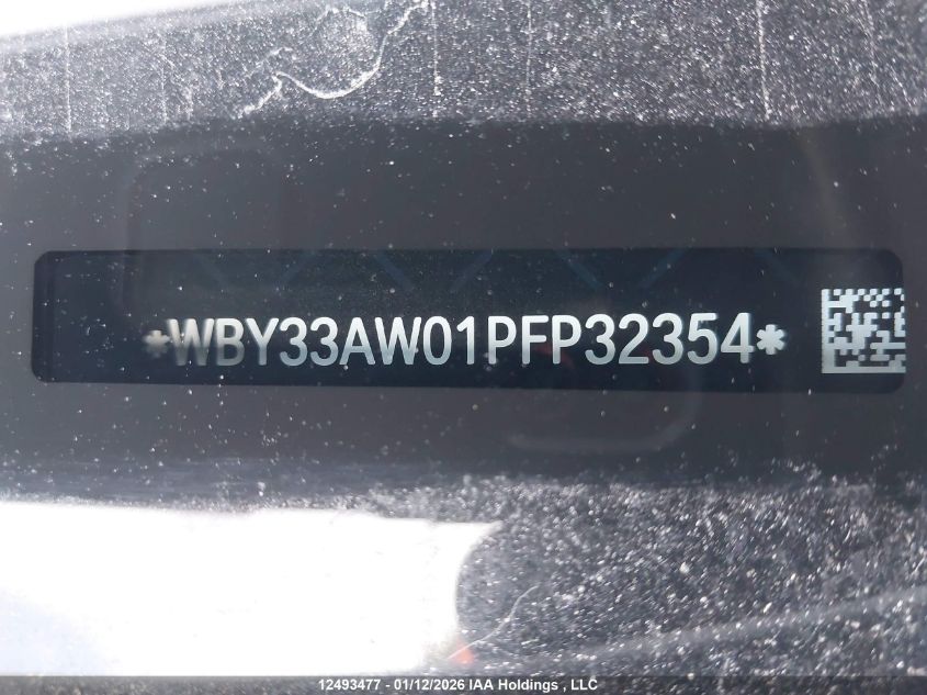 WBY33AW01PFP32354