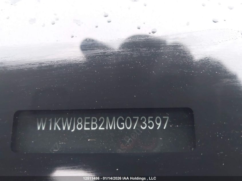 W1KWJ8EB2MG073597
