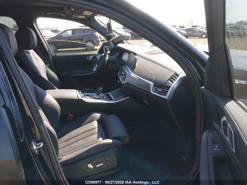 2022BMWX5|5UXCR6C08N9K44885