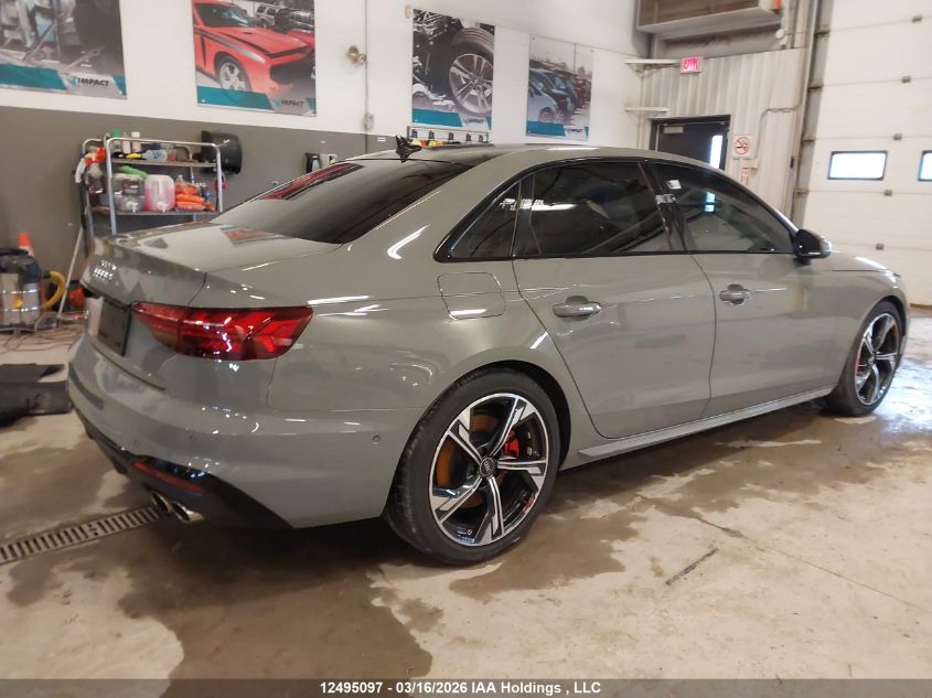2021AUDIS4|WAUC4AF41MA032213