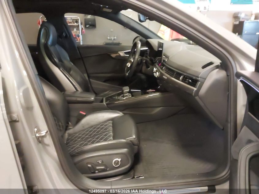 2021AUDIS4|WAUC4AF41MA032213