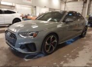 2021AUDIS4|WAUC4AF41MA032213