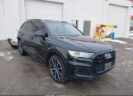 2022AUDIQ7|WA1MXBF77ND012685