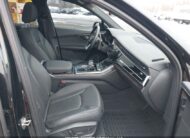 2022AUDIQ7|WA1MXBF77ND012685