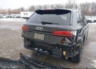 2022AUDIQ7|WA1MXBF77ND012685