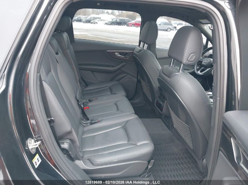 2022AUDIQ7|WA1MXBF77ND012685