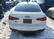 2022AUDIS5|WAUB4CF56NA007583