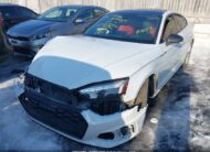 2022AUDIS5|WAUB4CF56NA007583