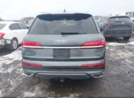 2022AUDIQ7|WA1WXBF73ND010229