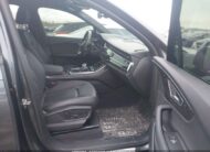 2022AUDIQ7|WA1WXBF73ND010229