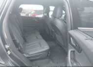 2022AUDIQ7|WA1WXBF73ND010229