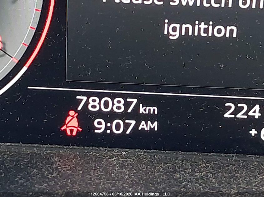 2022AUDIQ5|WA1EAAFY5N2112711