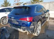2022AUDIQ5|WA1EAAFY5N2112711