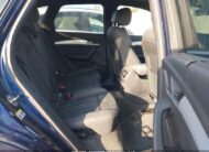 2022AUDIQ5|WA1EAAFY5N2112711