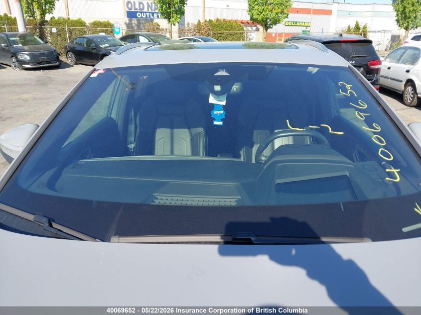 2022 AUDI Q4 | WA1M2AFZ6NP013903