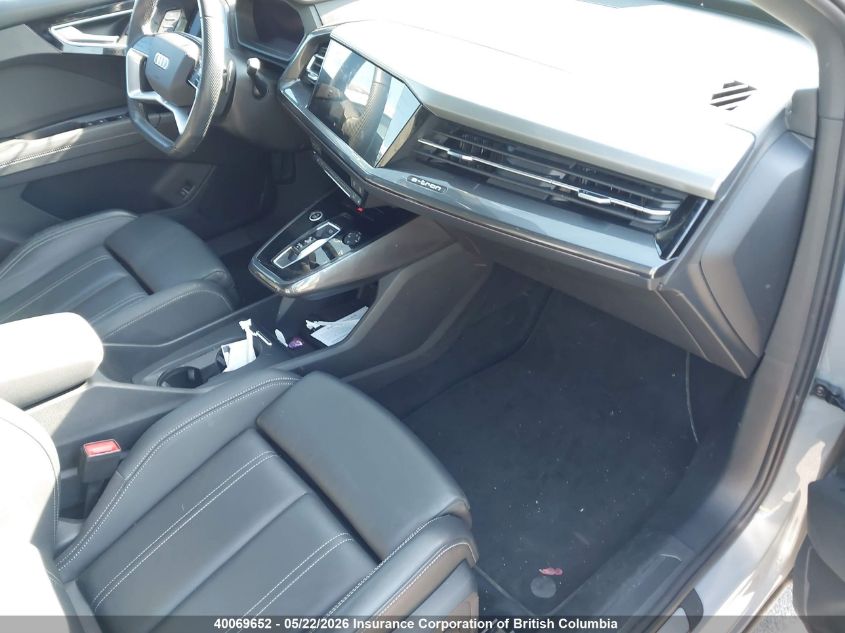 2022 AUDI Q4 | WA1M2AFZ6NP013903